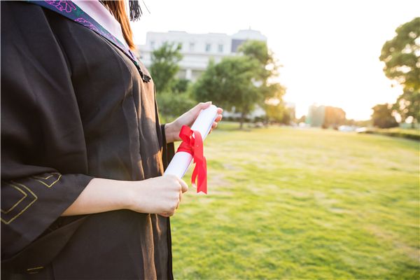 陕西广播电视大学成人高考大专学费